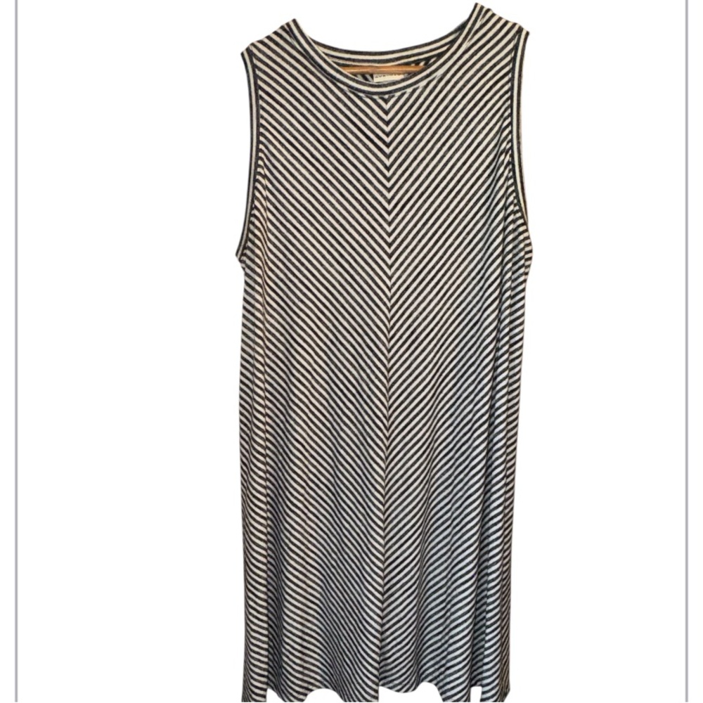 Ava & VIV dress 2x soft Chevron Black and White sleeveless stretch